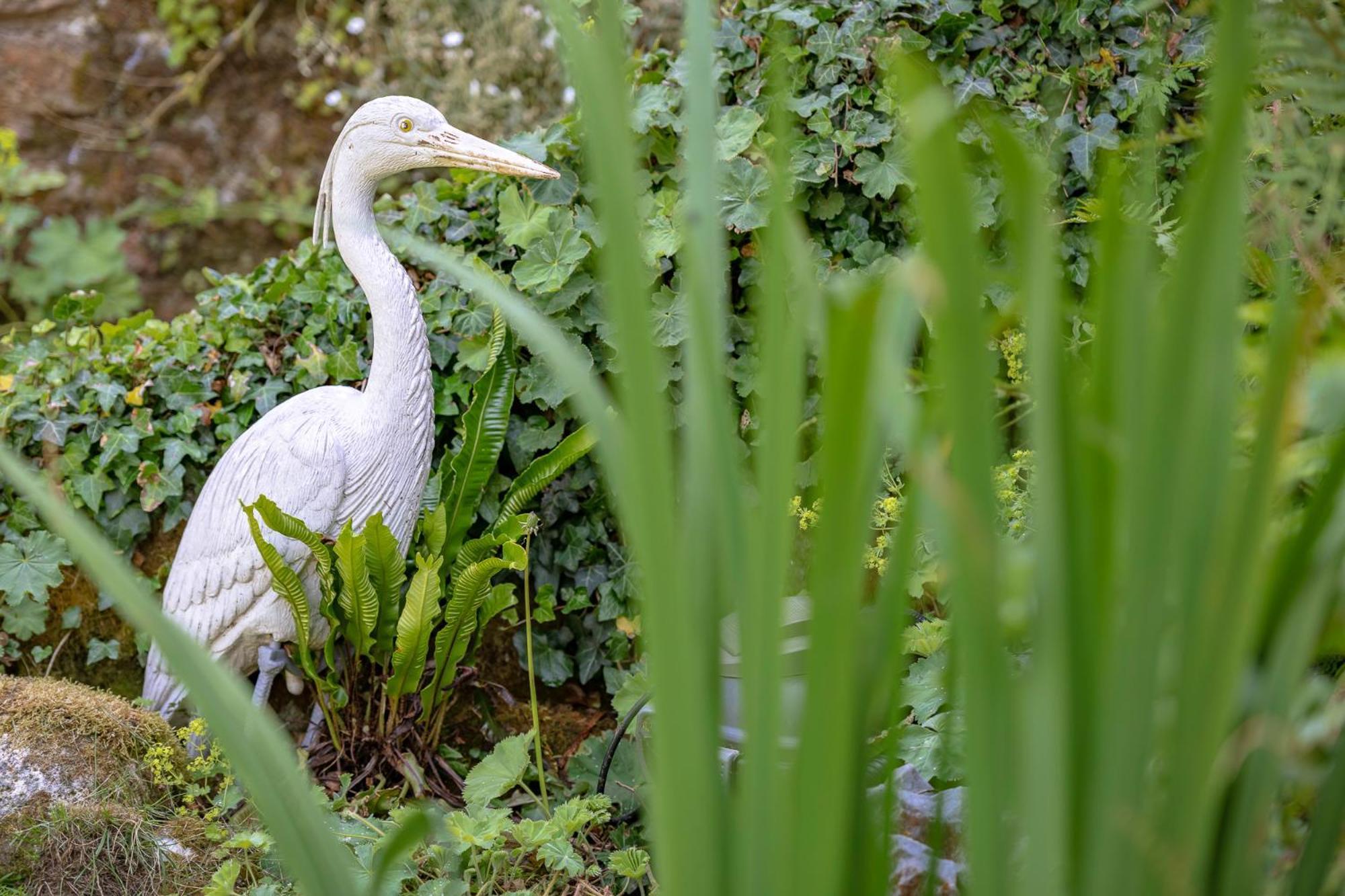 Westleigh Hotel Ashtead Bagian luar foto